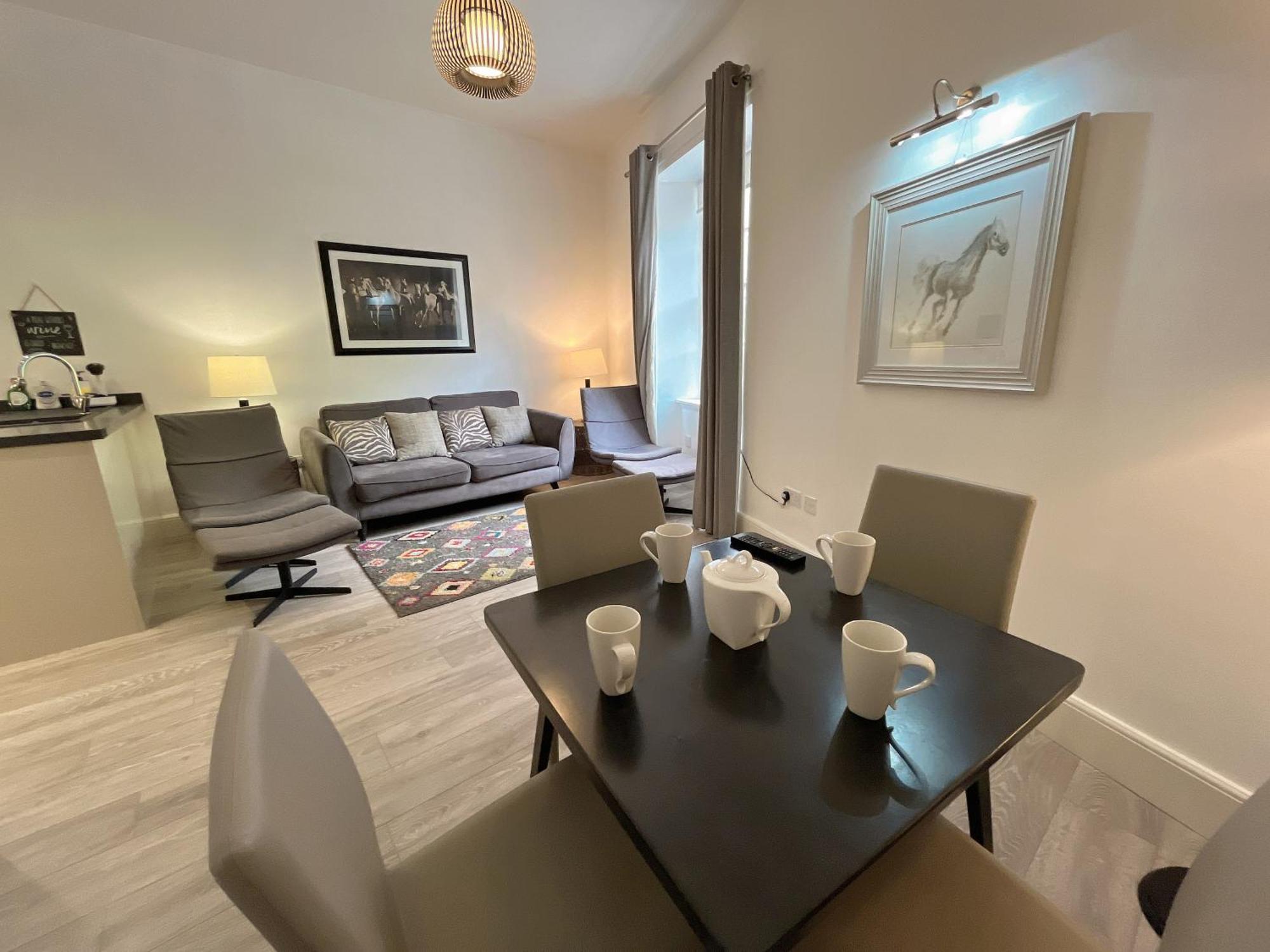 King'S Stable 2 Rooms Единбург Екстериор снимка